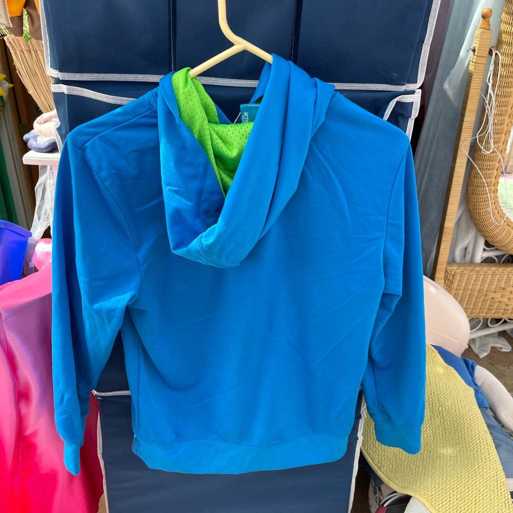 Sweatshirt - Picture 2 of 2